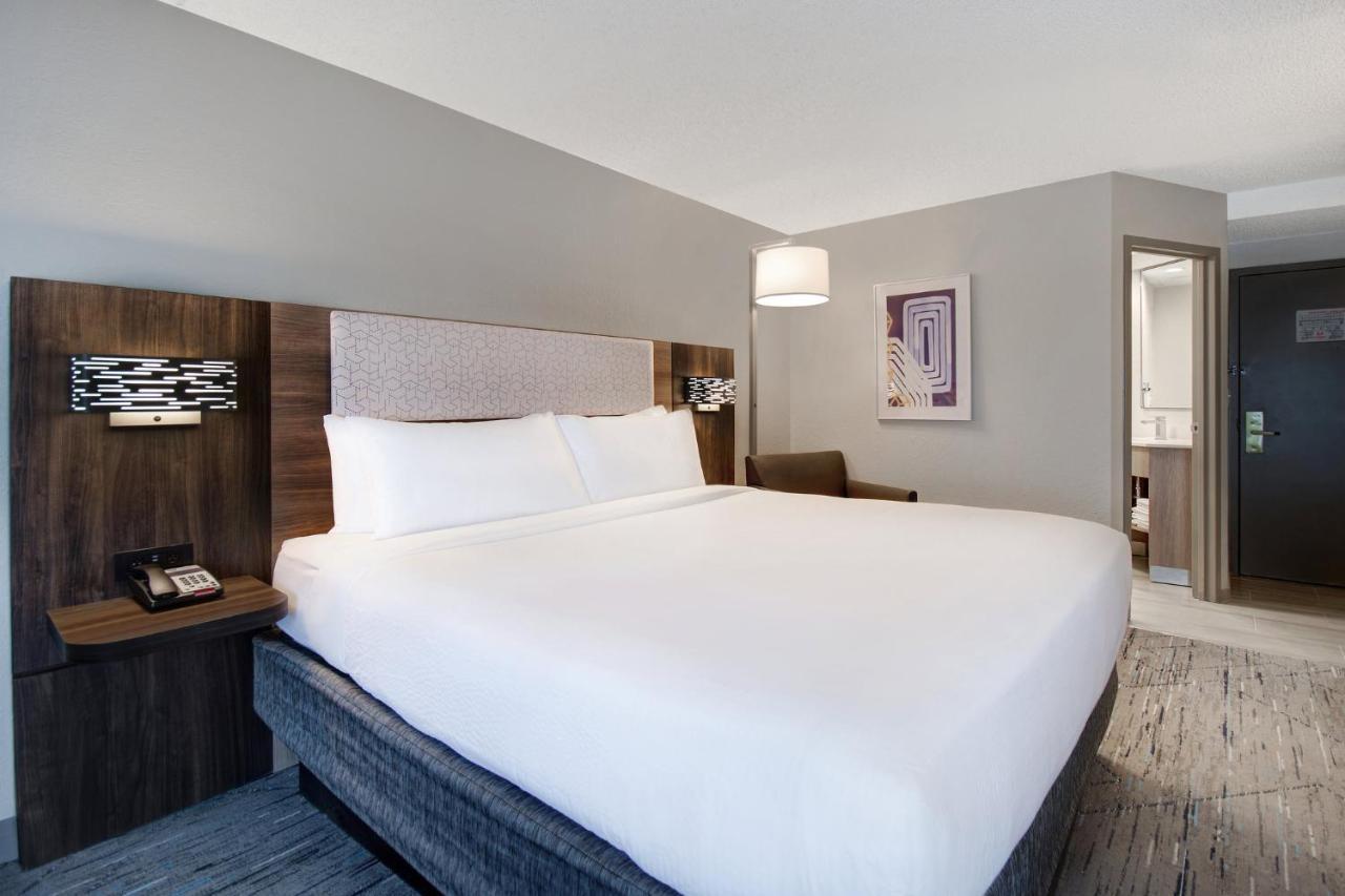 Holiday Inn Express Rochester - University Area By Ihg Dış mekan fotoğraf