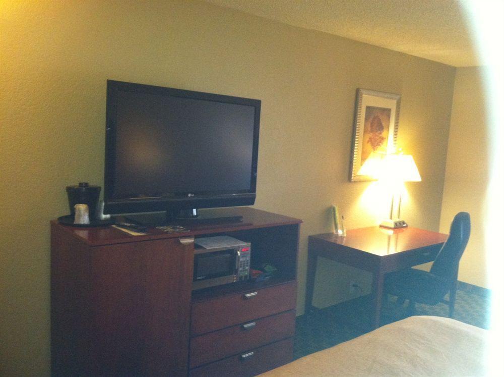 Holiday Inn Express Rochester - University Area By Ihg Dış mekan fotoğraf